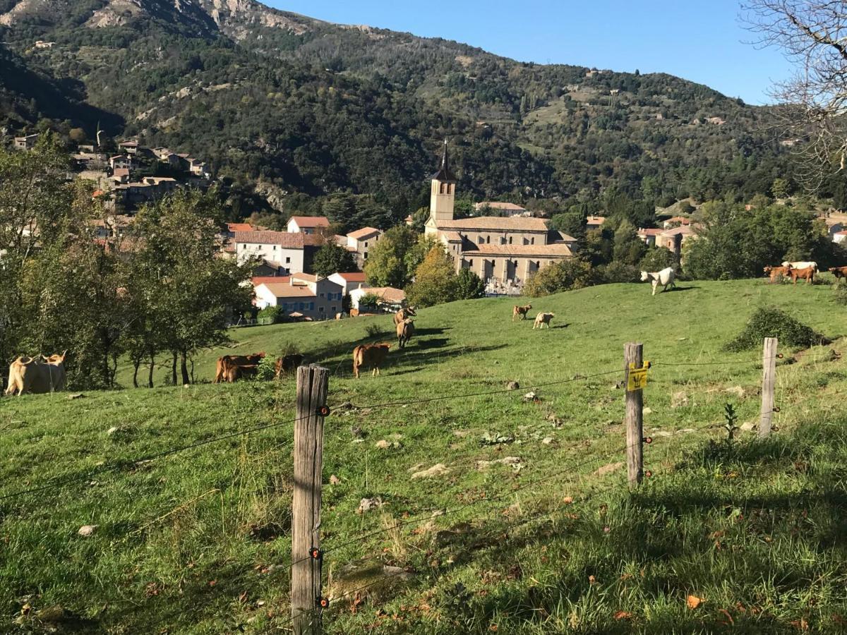 Character House In Jaujac Le Chastelas Villa Exterior foto